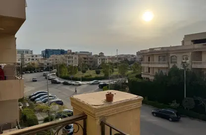 Apartment - 3 Bedrooms - 2 Bathrooms for sale in The 5th Settlement - New Cairo City - Cairo