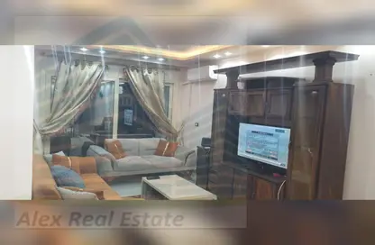 شقة - 3 غرف نوم - 2 حمامات للايجار في ميدان سموحة - سموحة - حي شرق - الاسكندرية