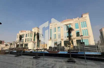 محل تجاري - استوديو للايجار في محور محمد نجيب - المستثمرين الشمالية - مدينة القاهرة الجديدة - القاهرة