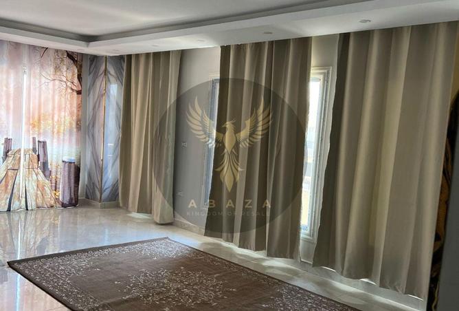 8122076 - Property Image 2