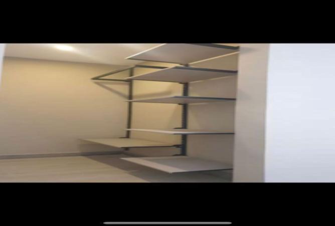 7998000 - Property Image 3