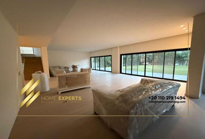 8259940 - Property Image 2