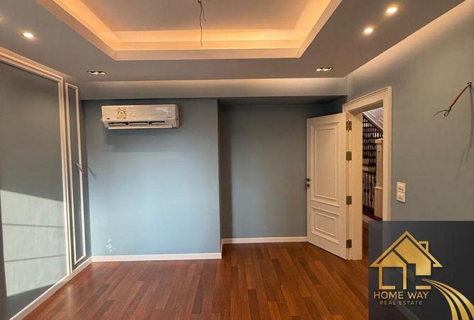 8319898 - Property Image 2