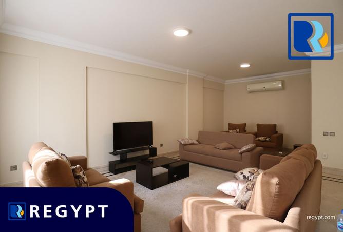 8105449 - Property Image 2