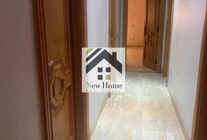 8074120 - Property Image 2
