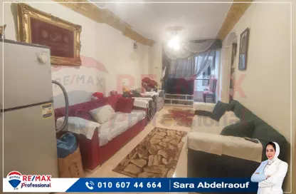 Apartment - 2 Bedrooms - 1 Bathroom for sale in Ahmed Barakat St. - Sidi Beshr - Hay Awal El Montazah - Alexandria