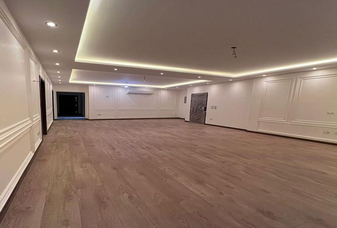 8082360 - Property Image 3