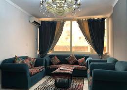 شقة - 5 غرف نوم - 4 حمامات for للايجار in شارع شهاب - المهندسين - الجيزة