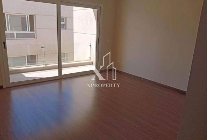 8227060 - Property Image 3