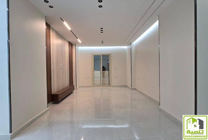 8314376 - Property Image 2