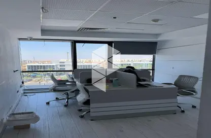 Clinic - Studio - 1 Bathroom for rent in North Plus Mall - North Teseen St. - The 5th Settlement - New Cairo City - Cairo