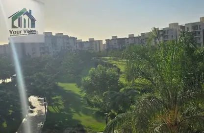 Apartment - 3 Bedrooms - 3 Bathrooms for sale in Madinaty - Cairo