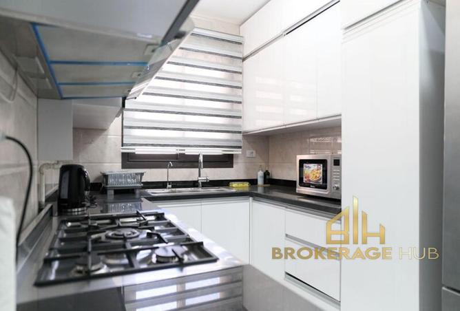 8181950 - Property Image 3