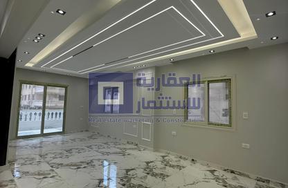 Apartment - 3 Bedrooms - 3 Bathrooms for sale in 3rd District - 6 October City - Giza