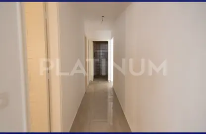شقة - 3 غرف نوم - 2 حمامات للبيع في طريق القاهره الاسكندريه الزراعي - النزهة - حي شرق - الاسكندرية