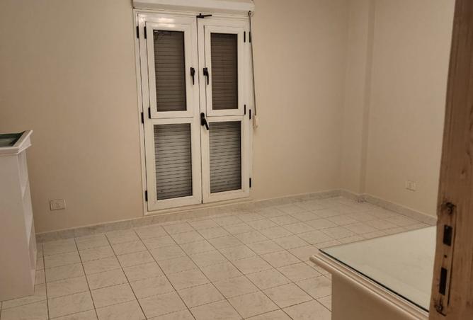 8153841 - Property Image 3