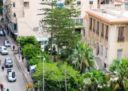 Apartment - 4 bedrooms - 2 bathrooms for للبيع in Mostafa Fahmy St. - Glim - Hay Sharq - Alexandria