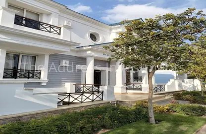 Villa - 4 Bedrooms - 4 Bathrooms for sale in Mountain View iCity - 5th Settlement Compounds - The 5th Settlement - New Cairo City - Cairo