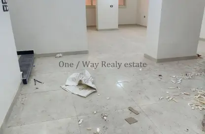 مساحات مكتبية - استوديو - 2 حمامات للايجار في شارع عمر بن الخطاب - الماظة - مصر الجديدة - القاهرة