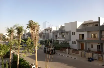 Villa - 4 Bedrooms - 3 Bathrooms for rent in Wesal City - El Shorouk Compounds - Shorouk City - Cairo