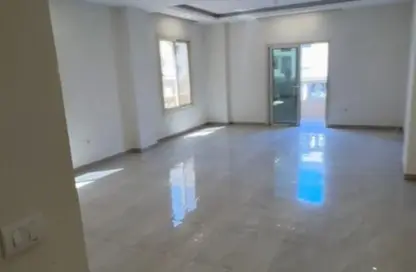 Apartment - 3 Bedrooms - 2 Bathrooms for rent in North Lotus - El Lotus - New Cairo City - Cairo