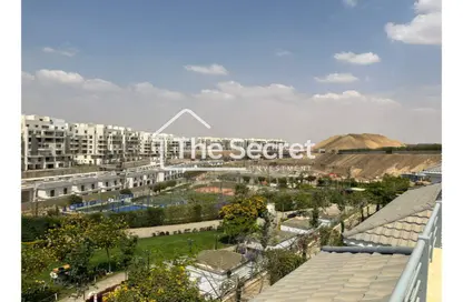 Apartment - 3 Bedrooms - 3 Bathrooms for sale in Mountain View iCity - 5th Settlement Compounds - The 5th Settlement - New Cairo City - Cairo