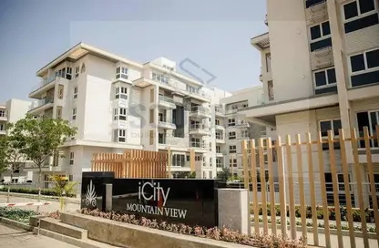 Apartment - 2 Bedrooms - 2 Bathrooms for sale in Mountain View iCity October - 6 October Compounds - 6 October City - Giza