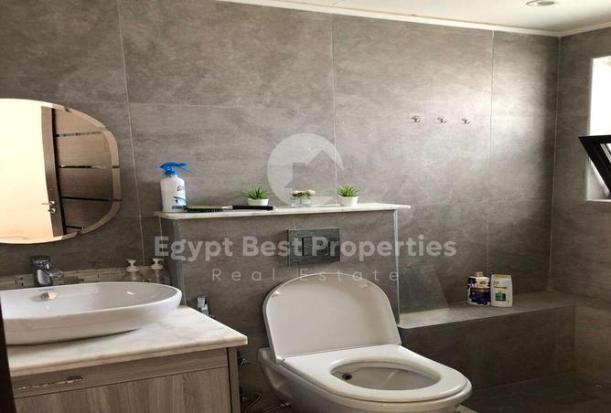 8018357 - Property Image 2