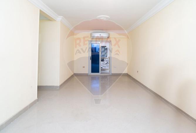 8424649 - Property Main Image