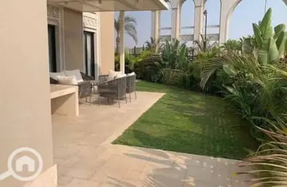 Apartment - 3 Bedrooms - 3 Bathrooms for sale in Village West - Sheikh Zayed Compounds - Sheikh Zayed City - Giza