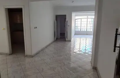 Apartment - 2 Bedrooms - 1 Bathroom for rent in Al Agouza - Giza