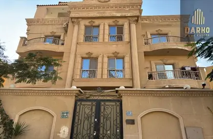 Apartment - 3 Bedrooms - 2 Bathrooms for sale in Street 102 - West Somid - 6 October City - Giza