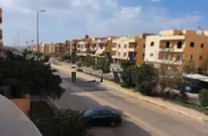 Apartment - 3 Bedrooms - 3 Bathrooms for rent in Al Yasmeen Square - El Yasmeen - New Cairo City - Cairo