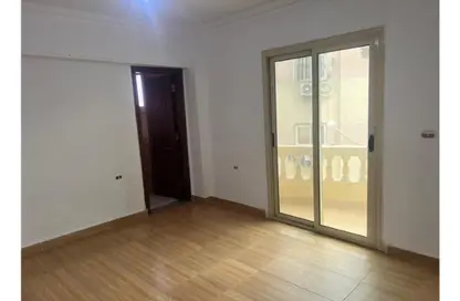 Apartment - 3 Bedrooms - 2 Bathrooms for rent in Al Hekma St. - Sheikh Zayed City - Giza