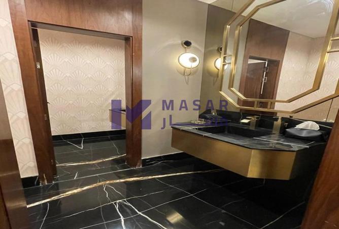 8091045 - Property Image 2