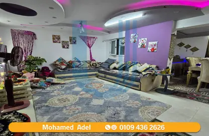 شقة - 3 غرف نوم - 2 حمامات للبيع في شارع محمود العيسوي - ميامي - حي اول المنتزة - الاسكندرية