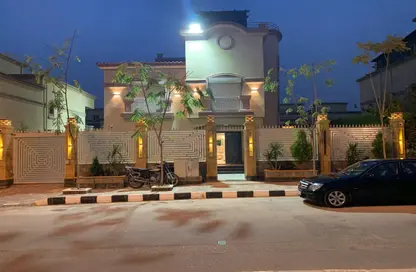 Villa - 4 Bedrooms - 4 Bathrooms for sale in Al Rehab - New Cairo City - Cairo