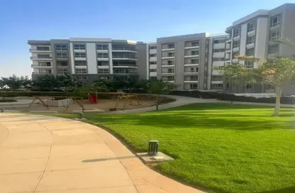 Apartment - 3 Bedrooms - 2 Bathrooms for sale in Hyde Park - 5th Settlement Compounds - The 5th Settlement - New Cairo City - Cairo