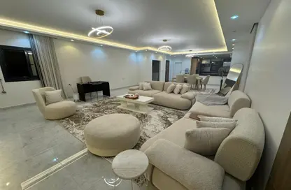 Apartment - 3 Bedrooms - 2 Bathrooms for sale in Yasmine District - 14th District - Sheikh Zayed City - Giza