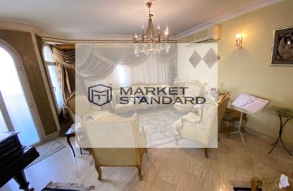 Apartment - 3 Bedrooms - 3 Bathrooms for sale in Asmaa Fahmy St. - Ard El Golf - Heliopolis - Masr El Gedida - Cairo