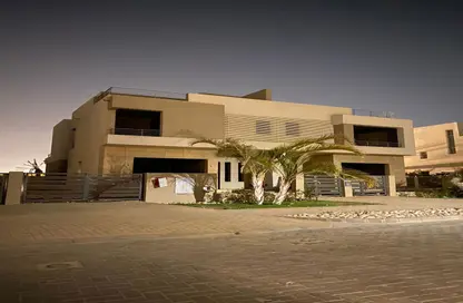 فيلا - 7 غرف نوم - 8 حمامات للبيع في ذا كراون - طريق مصر اسكندرية الصحراوي - مدينة 6 أكتوبر - الجيزة