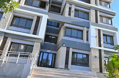 Apartment - 3 Bedrooms - 3 Bathrooms for sale in One 16 - Sheikh Zayed Compounds - Sheikh Zayed City - Giza