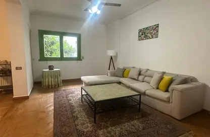 Apartment - 4 Bedrooms - 2 Bathrooms for sale in Al Malek El Fadl St. - Zamalek - Cairo