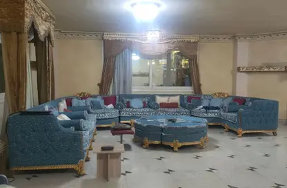 شقة - 3 غرف نوم - 3 حمامات للايجار في البنفسج 3 - البنفسج - مدينة القاهرة الجديدة - القاهرة