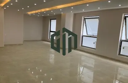 مساحات مكتبية - استوديو - 1 حمام للايجار في وان قطامية - كمبوندات القطامية - القطامية - مدينة القاهرة الجديدة - القاهرة