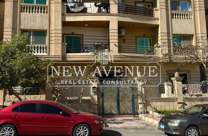 Apartment - 3 Bedrooms - 2 Bathrooms for sale in El Narges Buildings - Al Narges - New Cairo City - Cairo