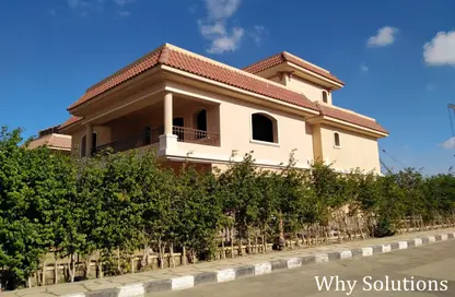 Villa - 4 Bedrooms - 3 Bathrooms for sale in Madinaty - Cairo