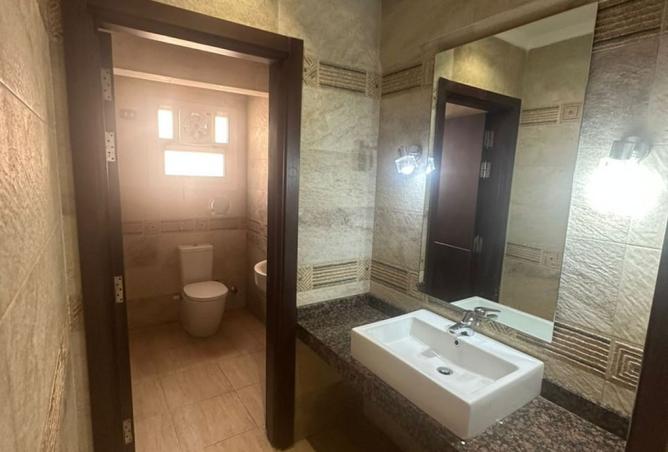 8339468 - Property Image 3