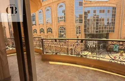 Apartment - 4 Bedrooms - 3 Bathrooms for sale in Alouba St. - Faisal - Hay El Haram - Giza