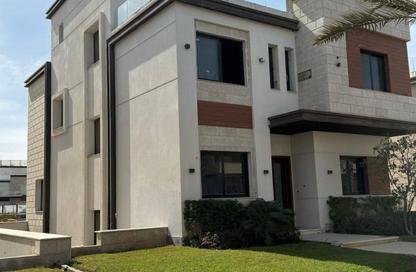 Villa - 3 Bedrooms - 3 Bathrooms for sale in Azzar - 5th Settlement Compounds - The 5th Settlement - New Cairo City - Cairo